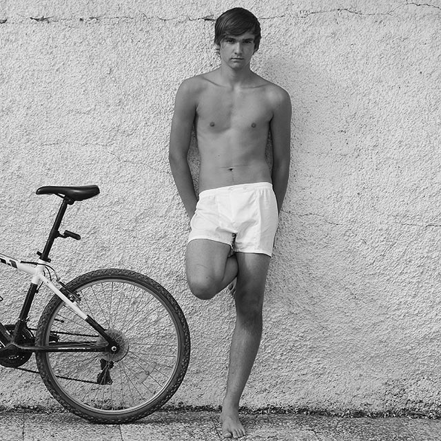 Juan Jiménez Falcó is the perfect son, a man in underwear leaning against a wall